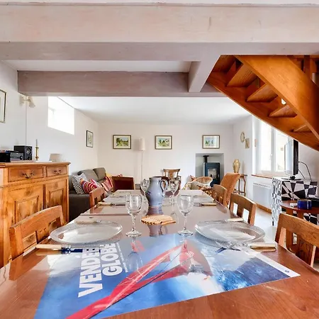 Holiday home Maison De Famille Pour 6 Personnes *